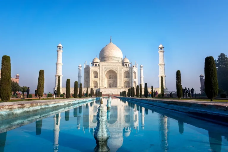 taj-mahal-agra-01